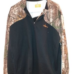 Men's Habit black and camo 1/4 Zip Sweatshirt
